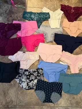 Victoria’s Secret & PINK assortment of panties